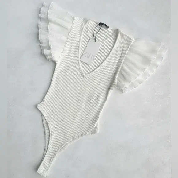 Zara Ribbed Ruffle Sleeve Bodysuit - Picture 2 of 10